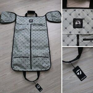 TaylorMade Garment Duffle Bag Black Travel Golf Pebble Beach Logo Weekender NEW